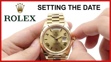 does the rolex date have to zoom in|rolex watch set date.